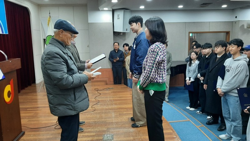 장학금수여식3.jpg